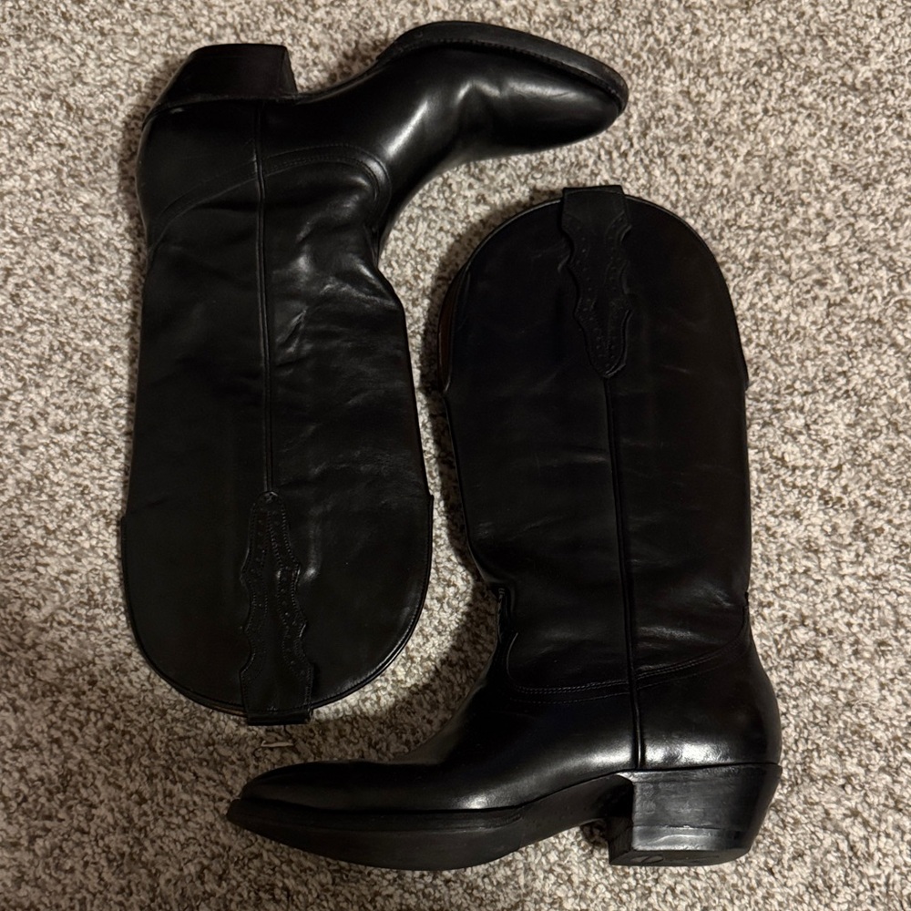 Woman’s Black Leather Cowboy Boots